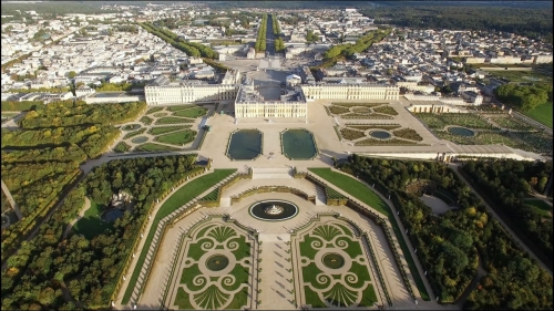 8 avril,françois villon,versailles,louis xiii,louis xiv,chateaubriand,invalides,saint simon,cour de marbre,le vau