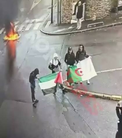 1AAA.jpg