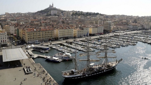 27 fevrier,chartres,henri iv,reims,guyane