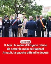 1AA.jpg